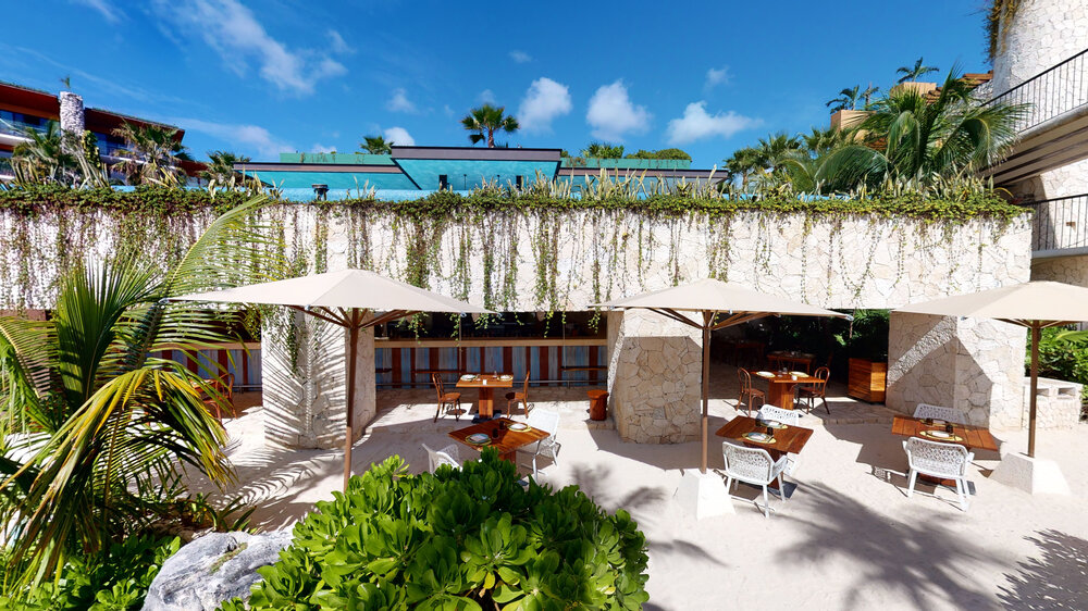 Las Playas beachfront restaurant